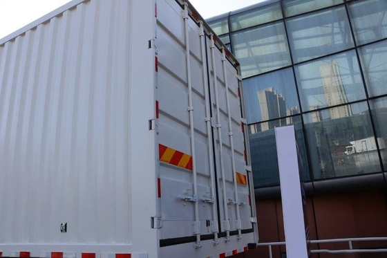 9,6 metros de Sinotruk HOWO del cargo de camión max 330HP 6X2 de la caja