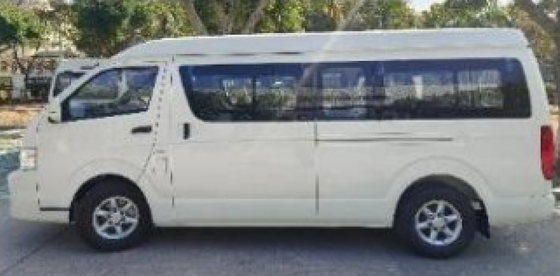 El número de vehículos de transporte público será el siguiente: