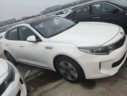 Velocidad híbrida de Kia K5 2.0L GLS 6 EN el coche de tamaño mediano usado sedán 115kw