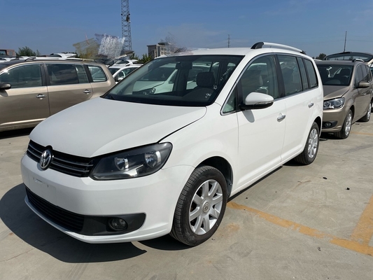 Volkswagen restaurado utilizó el vehículo de motor Touran MPV 6 Seater los 86000km