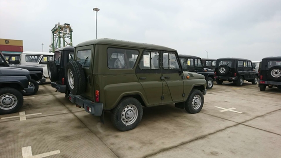 5 impulsión UAZ Hunter Used Motor Vehicle 2.7L 128HP de la rueda del manual 4 de la velocidad