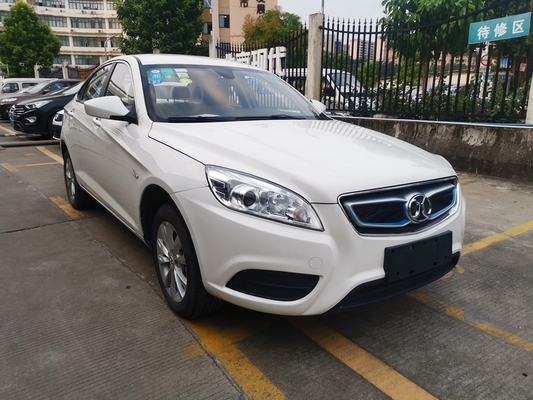 Coche eléctrico 100kw 260NM del sedán EU260