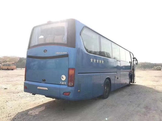 Kinglong 51 Seater utilizó el euro 4 del autobús YC6L330-42 233kw del pasajero