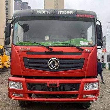 Yuchai Dongfeng Crane Used Heavy Duty Trucks RÁPIDAMENTE manual de 9 velocidades