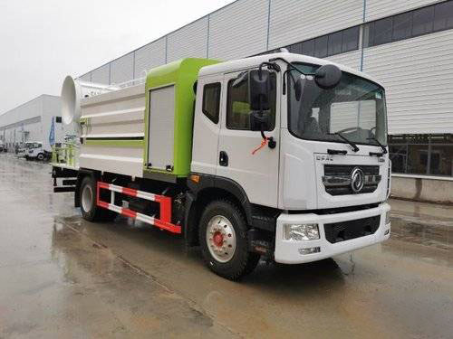 Dongfeng Duolika D9 utilizó el camión del tanque de agua